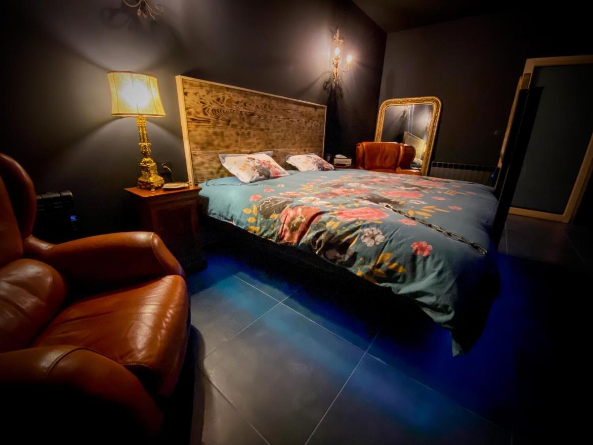 Loveroom Avec Jacuzzi 01 Chazey-sur-Ain Zewnętrze zdjęcie