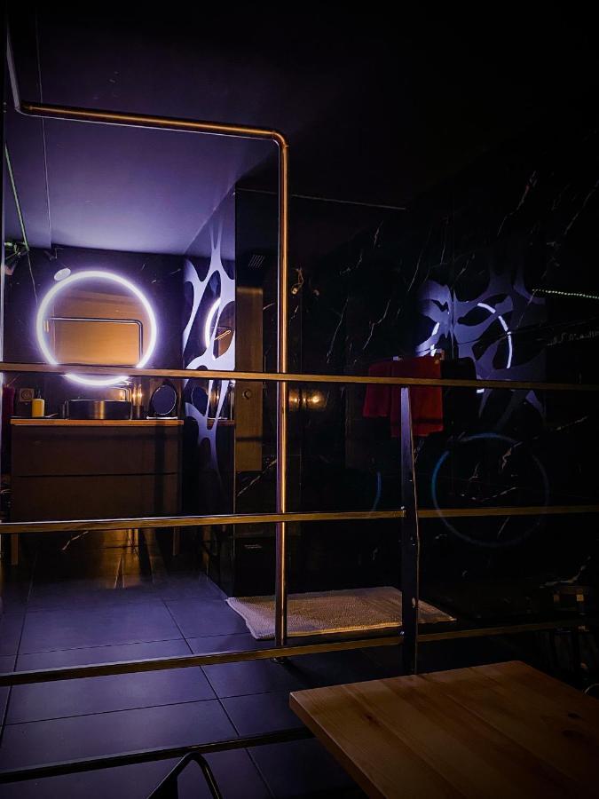 Loveroom Avec Jacuzzi 01 Chazey-sur-Ain Zewnętrze zdjęcie
